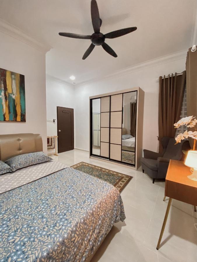 De Jara Guesthouse Dungun For Malay Esterno foto