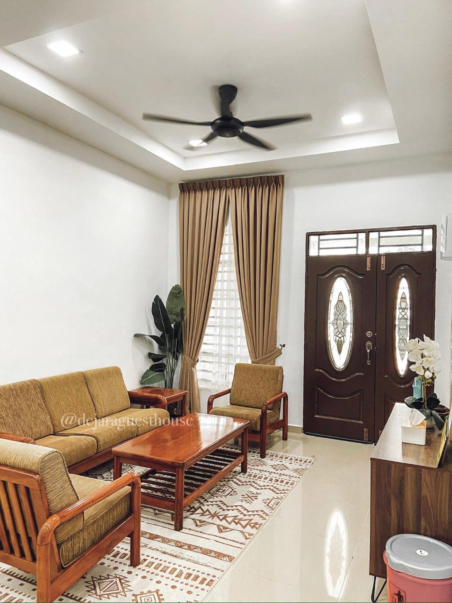 De Jara Guesthouse Dungun For Malay Esterno foto